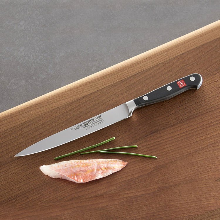 Wusthof Classic Fish Filleting Knife (Flexible) 20cm
