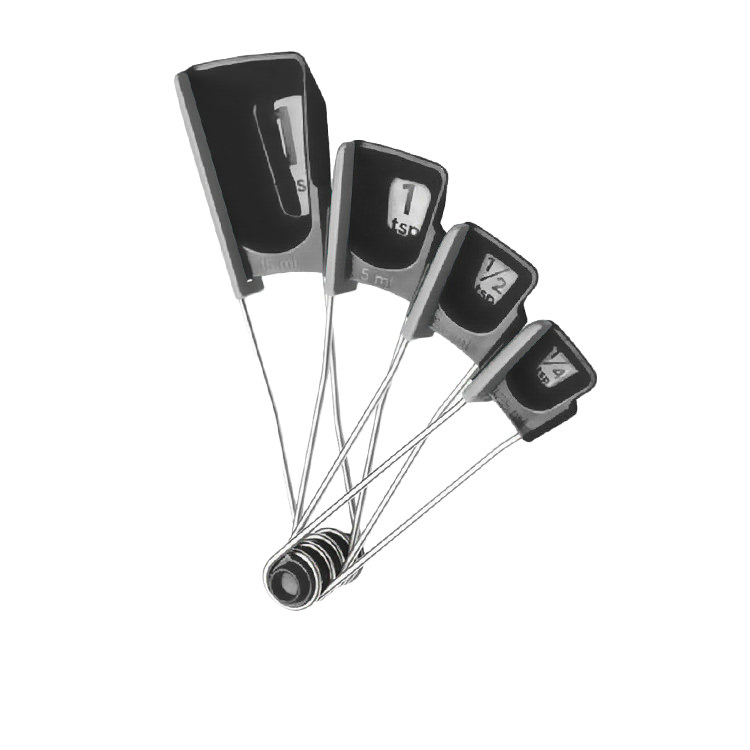 level a measuring spoon with