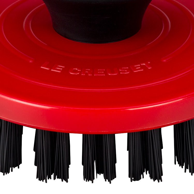 Le Creuset Nylon Cleaning Brush Fast Shipping