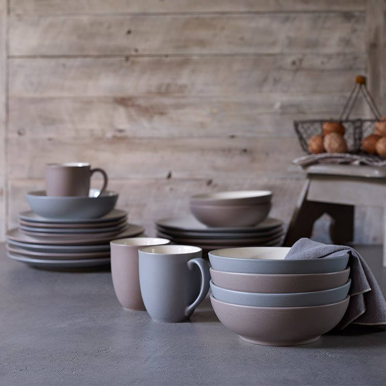 Noritake Colorwave Slate 16pc Dinner Set - Fast Shipping Noritake Colorwave Slate 16pc Dinner Set - Fast Shipping